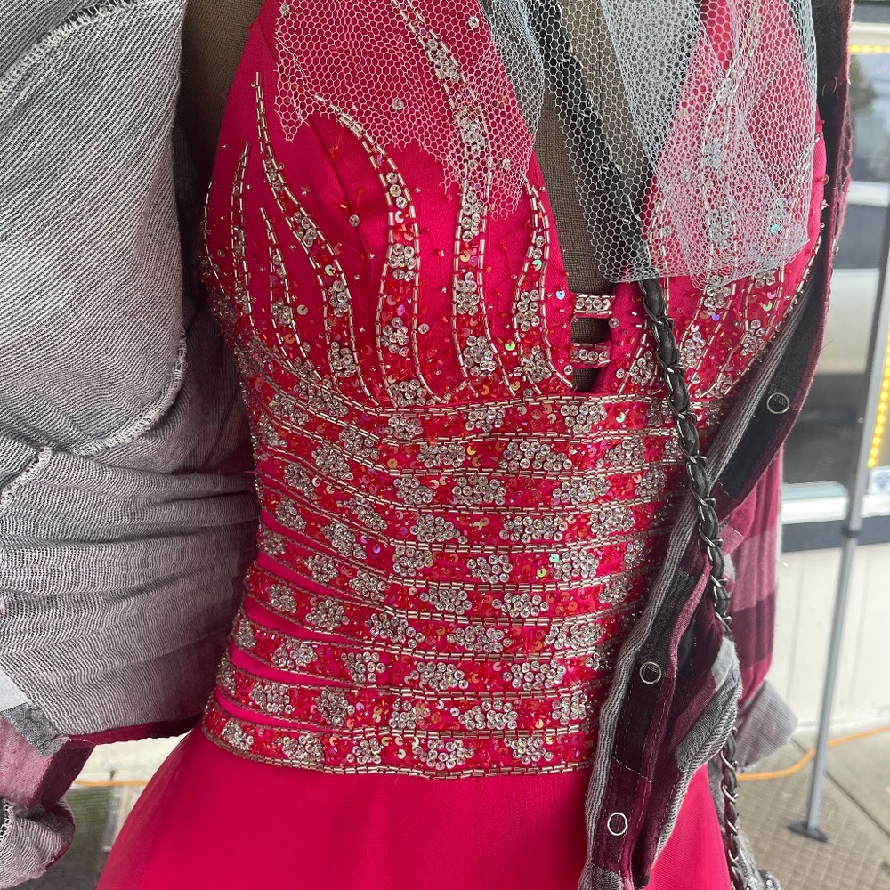 Prom gown
